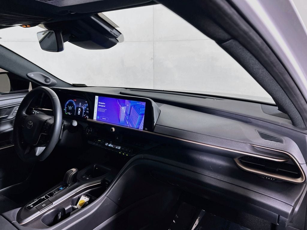 2023 Toyota Crown Platinum