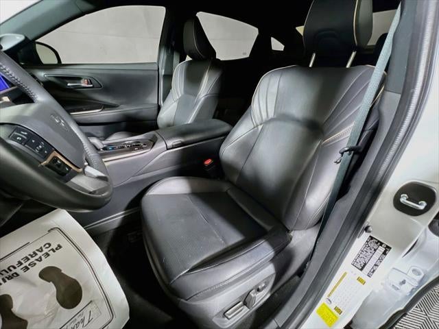 2023 Toyota Crown Platinum