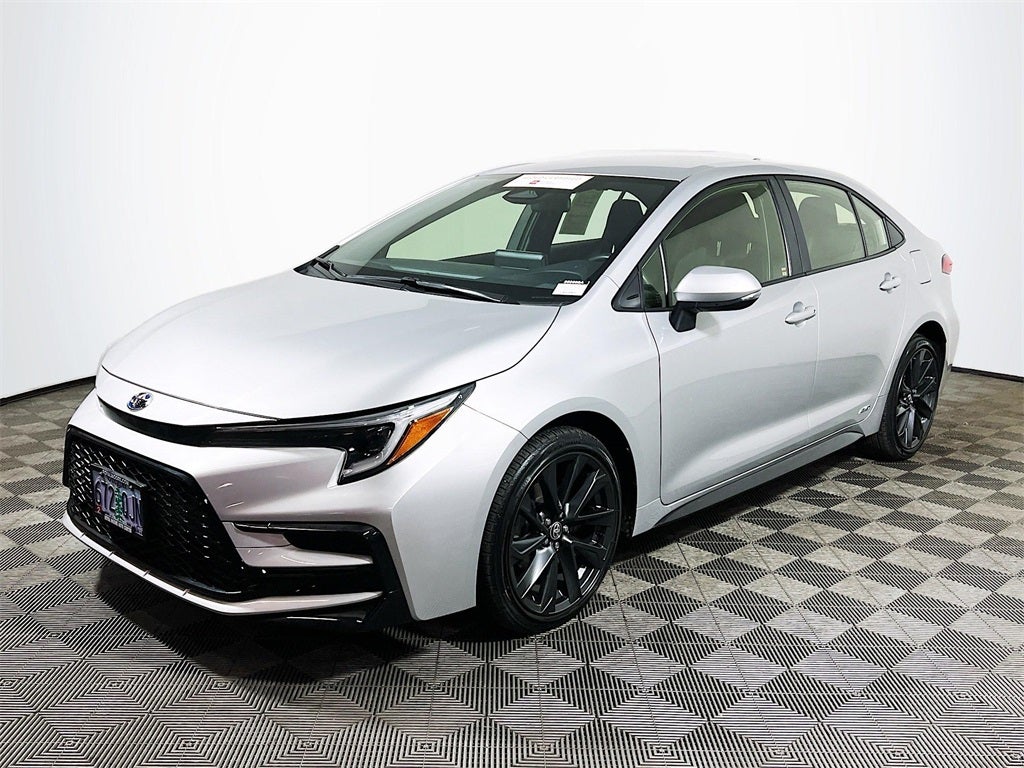 2024 Toyota Corolla Hybrid SE