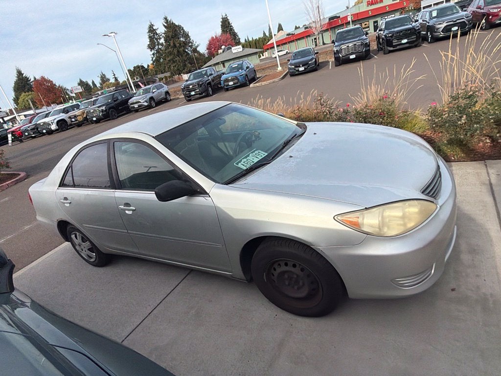 2005 Toyota Camry LE