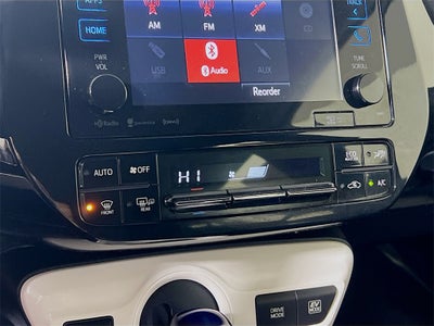 2016 Toyota Prius Three Touring