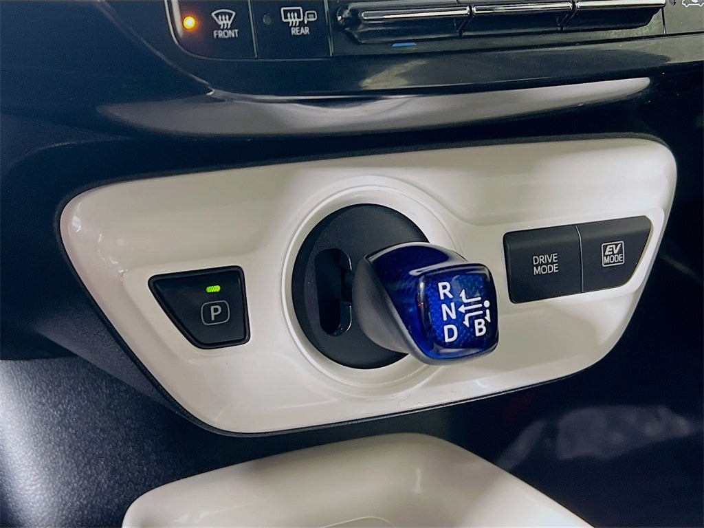 2016 Toyota Prius Three Touring