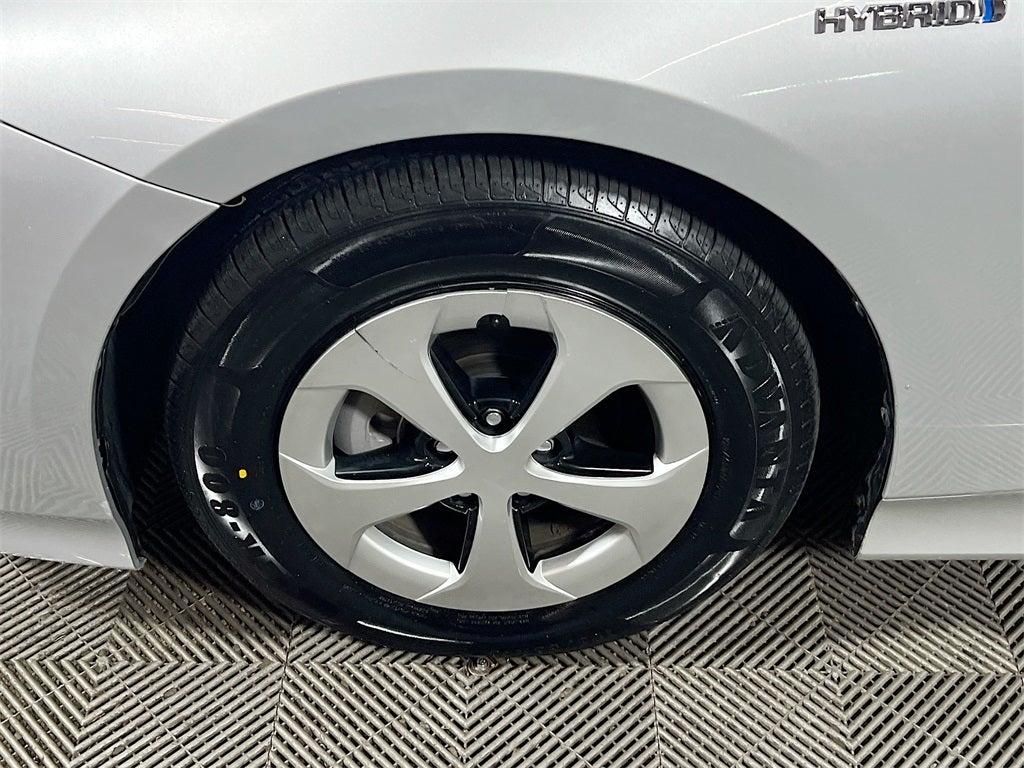 2016 Toyota Prius Three Touring