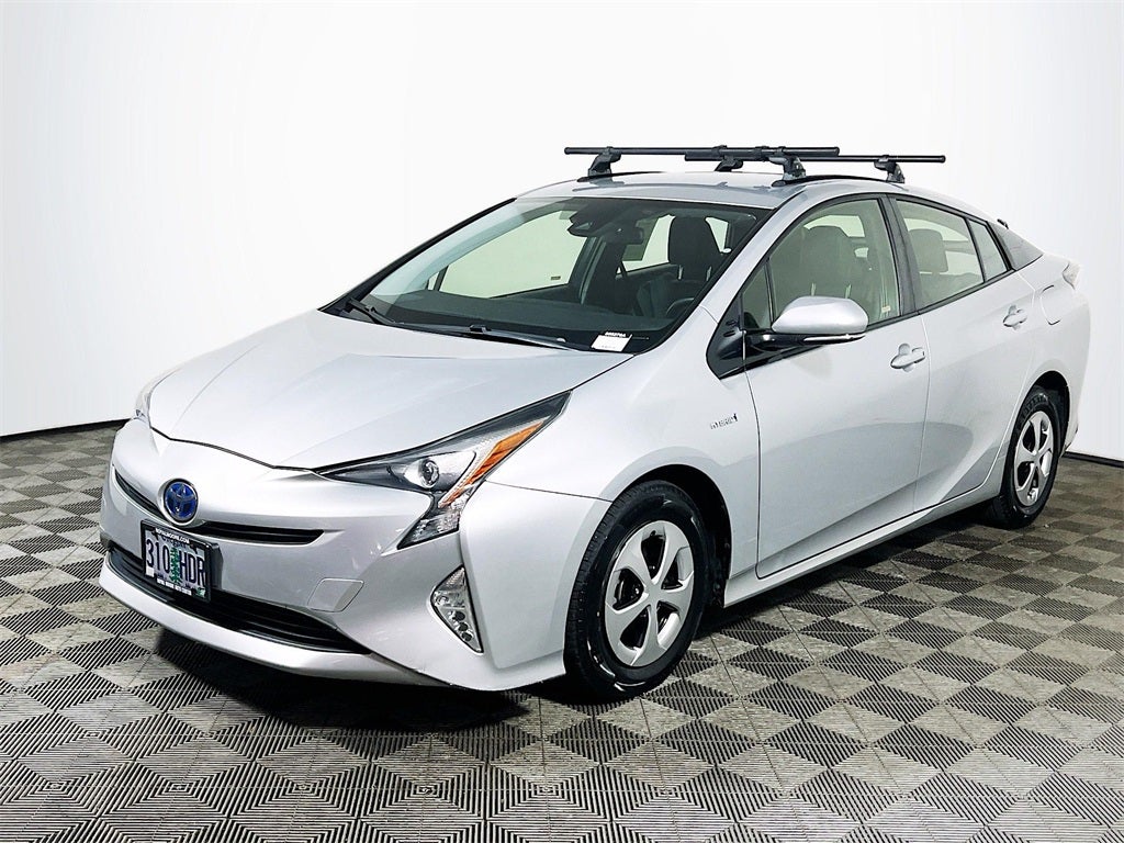 2016 Toyota Prius Three Touring