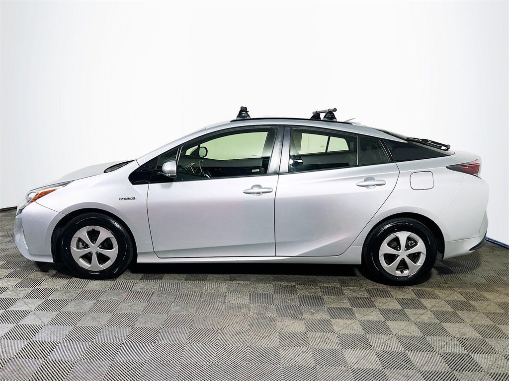 2016 Toyota Prius Three Touring