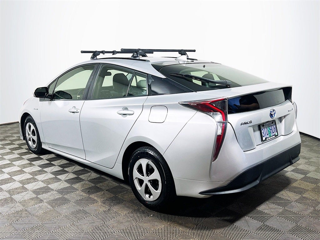 2016 Toyota Prius Three Touring
