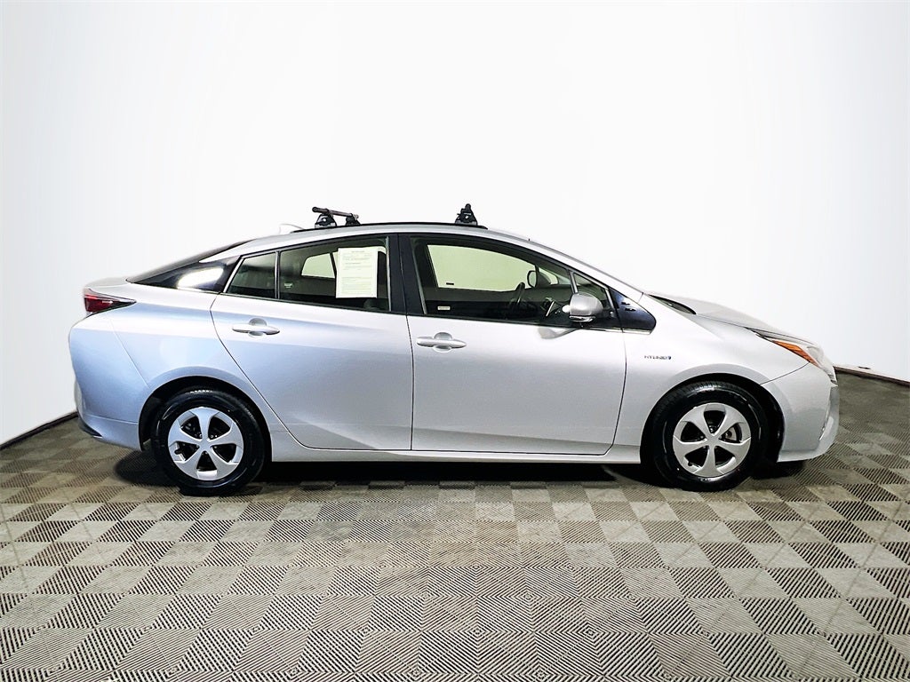 2016 Toyota Prius Three Touring