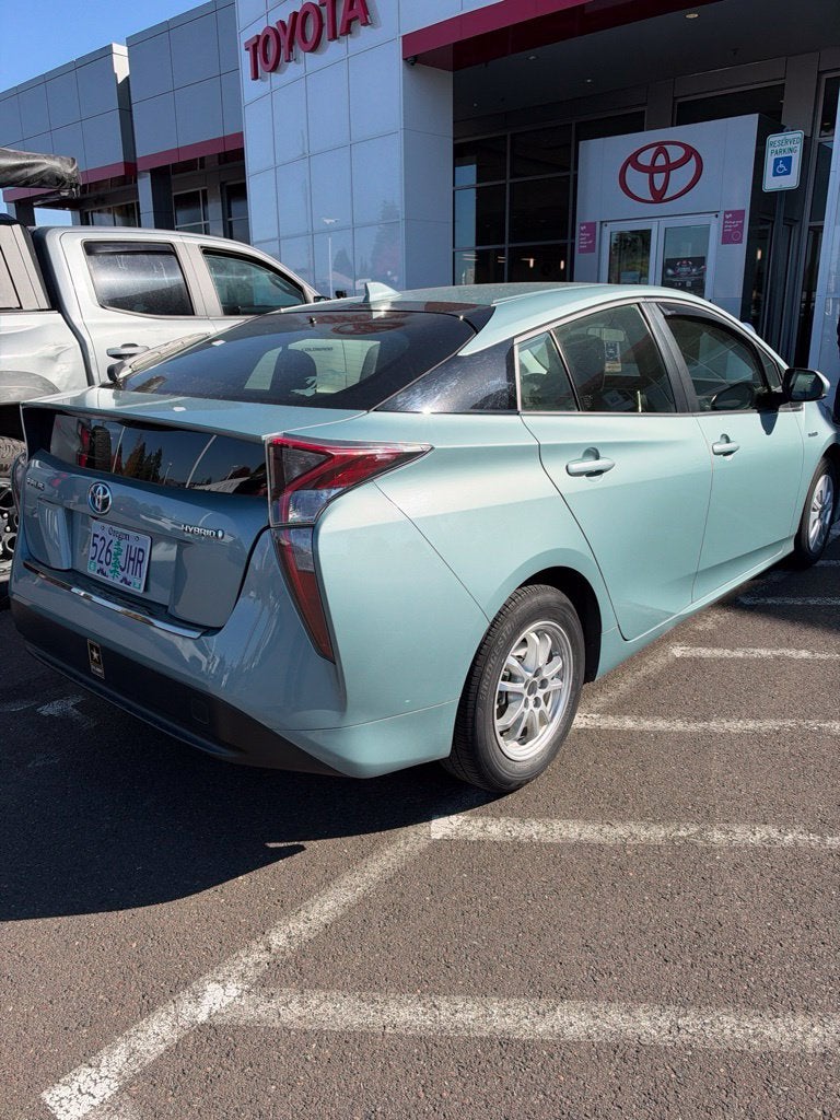 2016 Toyota Prius Two