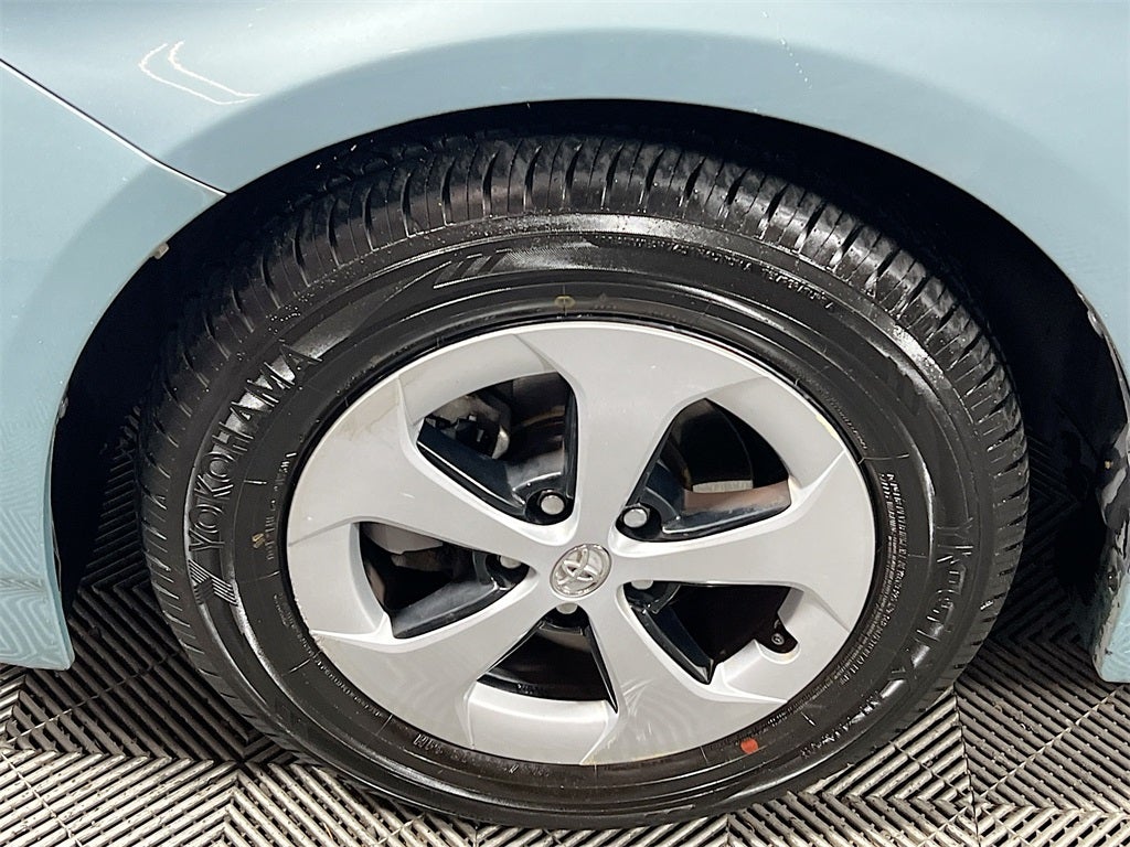 2012 Toyota Prius Two