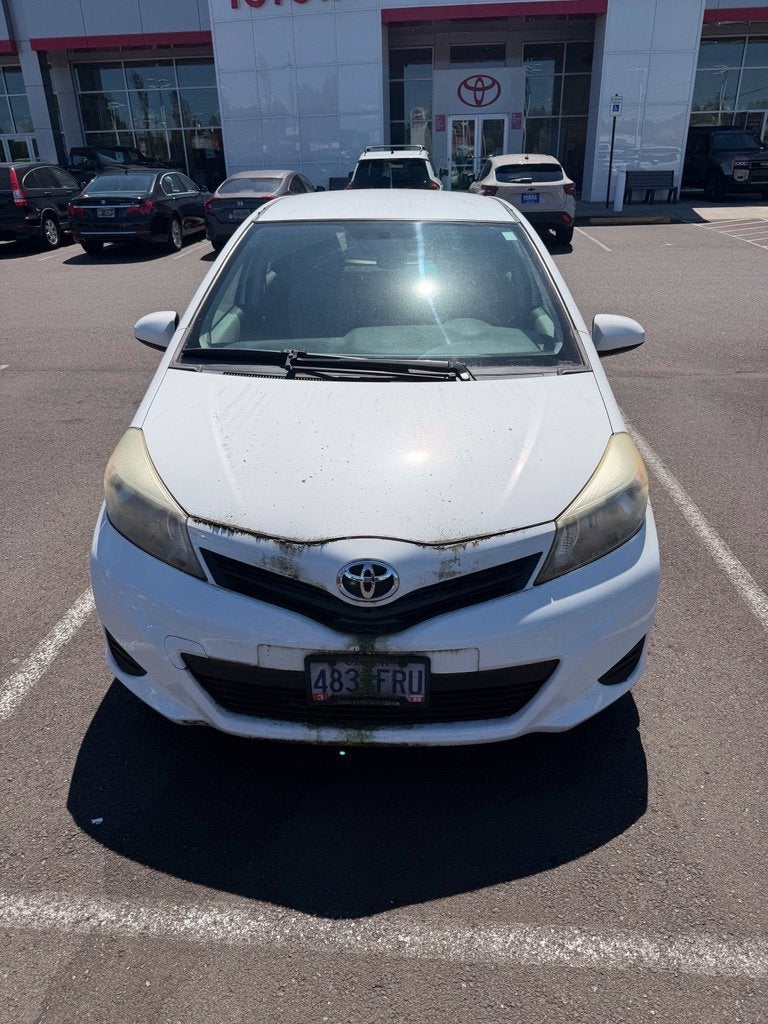 2012 Toyota Yaris LE