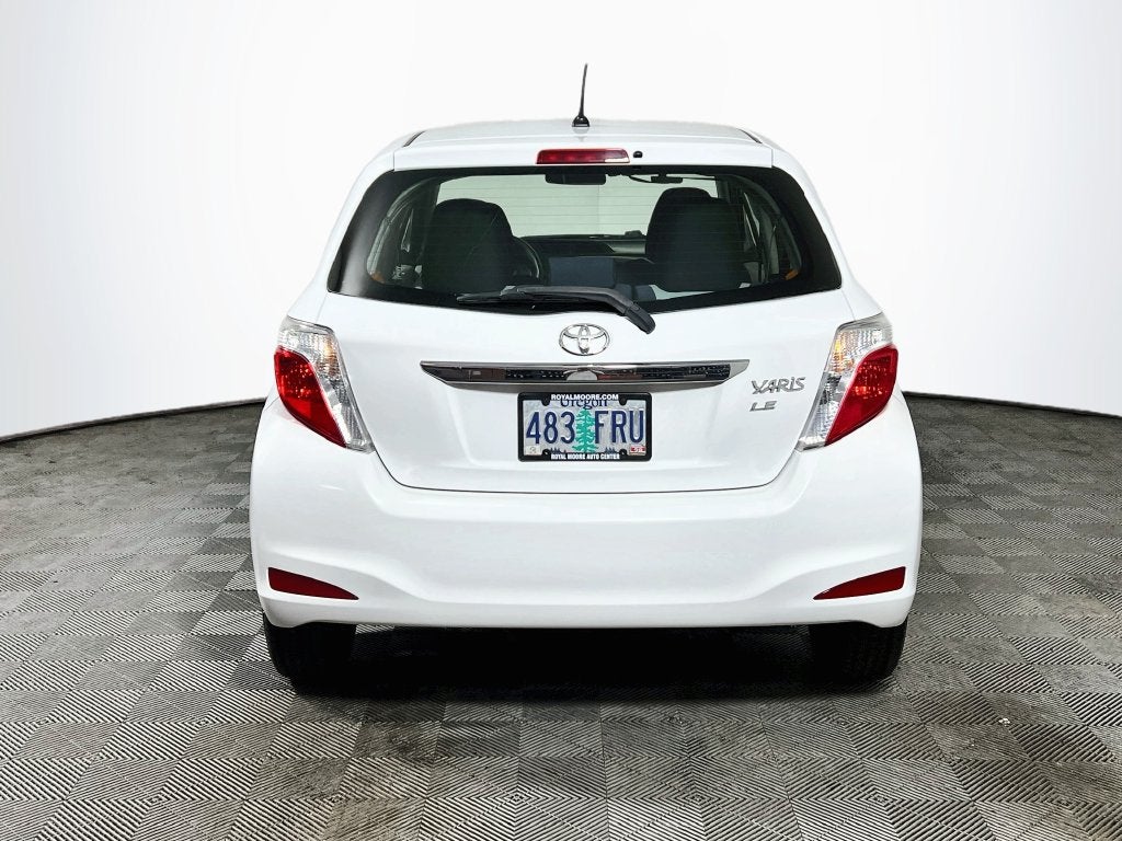 2012 Toyota Yaris LE