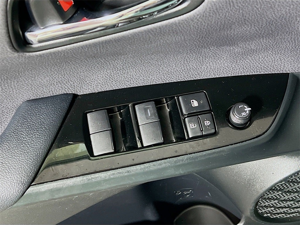 2022 Toyota Prius LE AWD-e