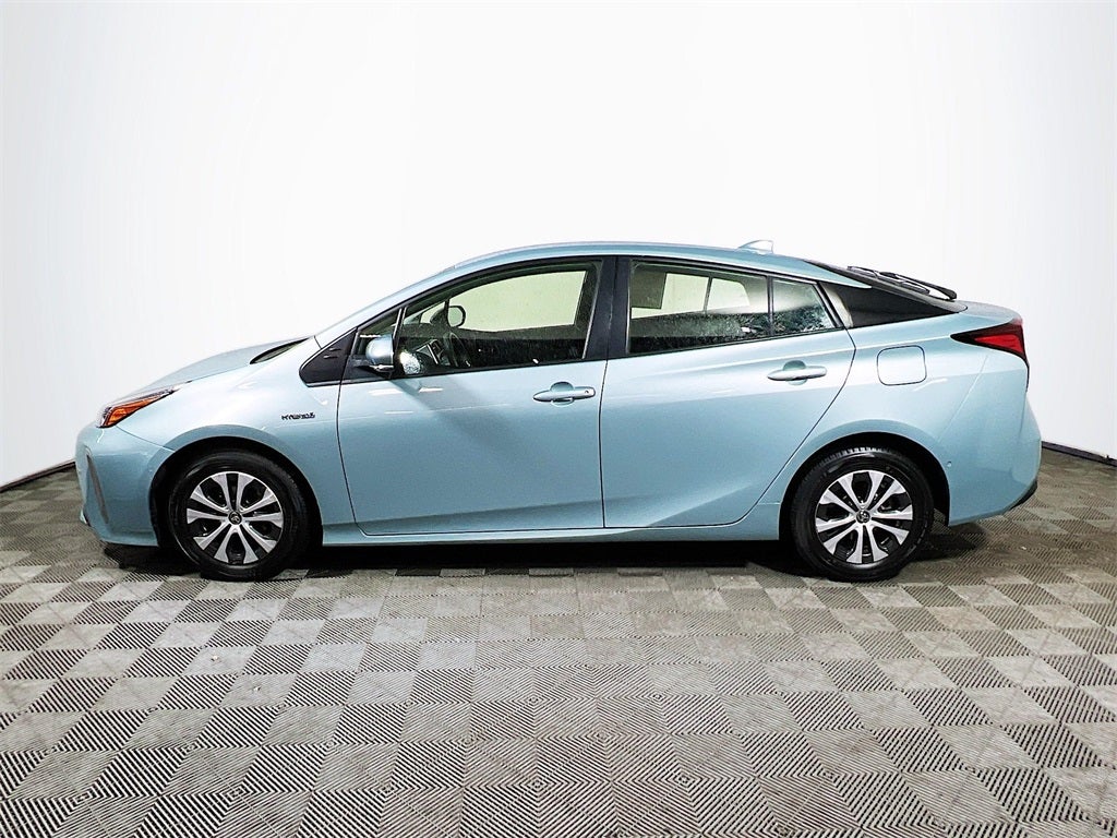 2022 Toyota Prius LE AWD-e