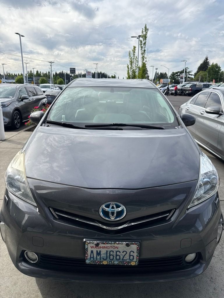 2013 Toyota Prius v Three