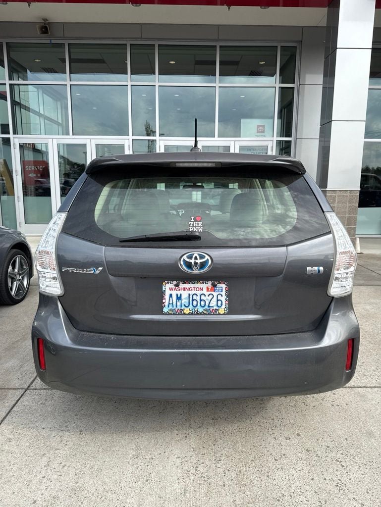 2013 Toyota Prius v Three