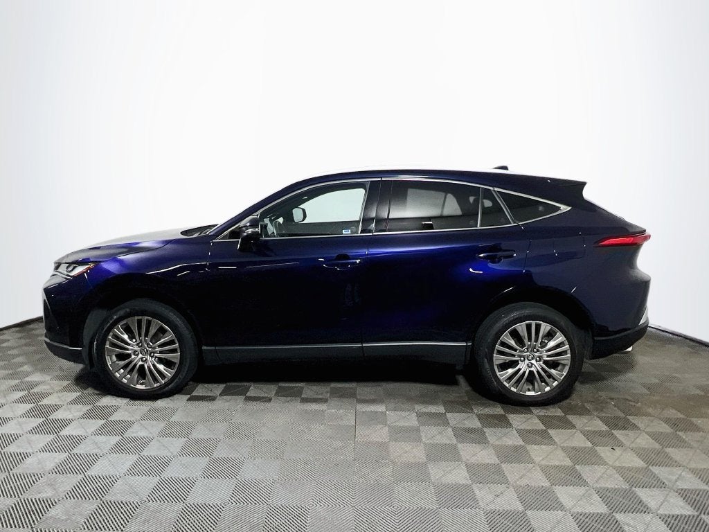 2023 Toyota Venza XLE