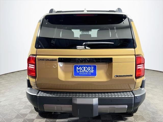 2026 Toyota Land Cruiser Base