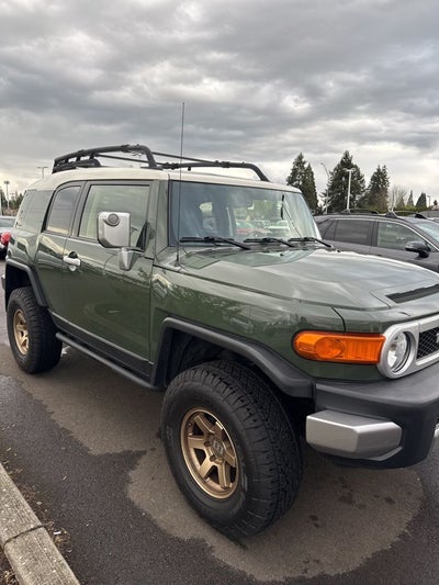 2014 Toyota FJ Cruiser Base