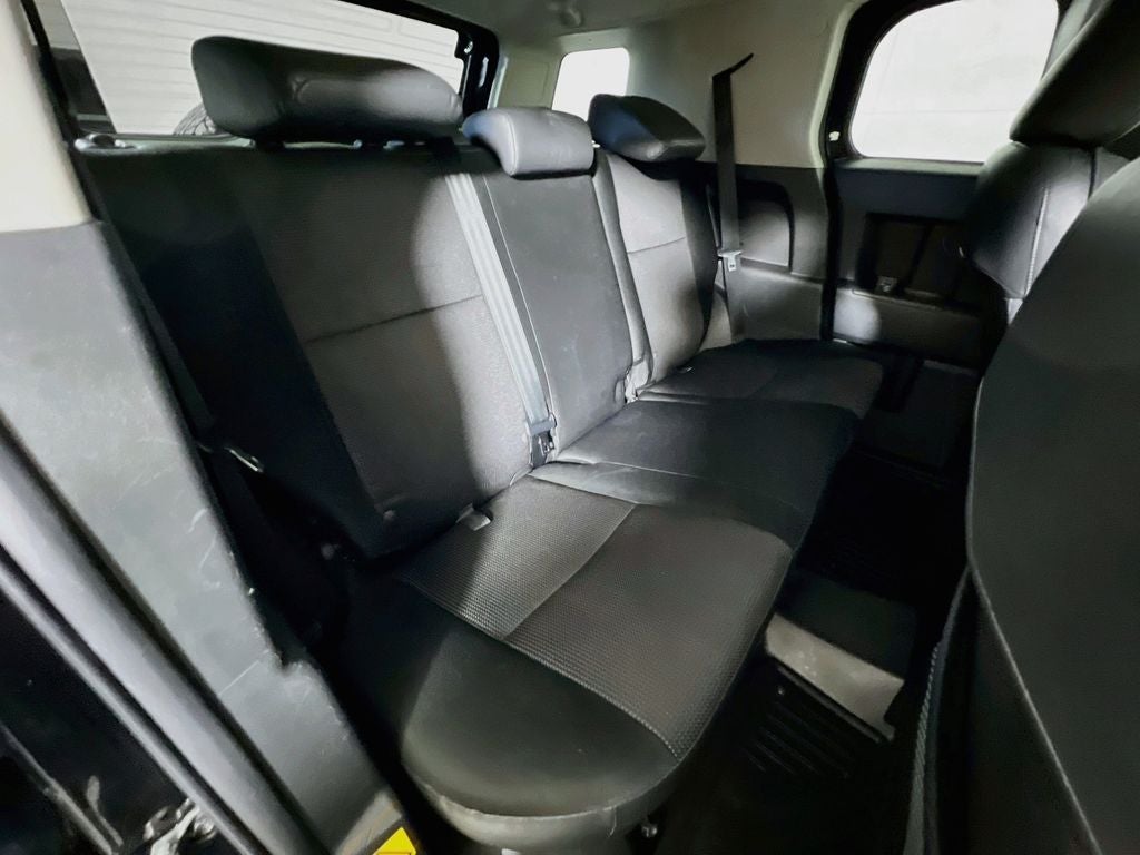 2014 Toyota FJ Cruiser Base