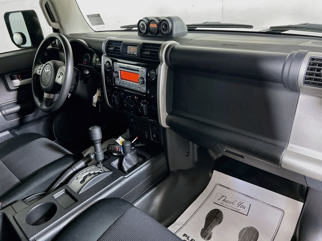 2014 Toyota FJ Cruiser Base