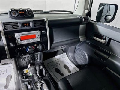 2014 Toyota FJ Cruiser Base