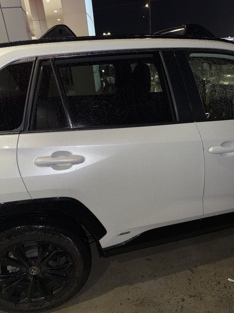 2023 Toyota RAV4 Hybrid SE