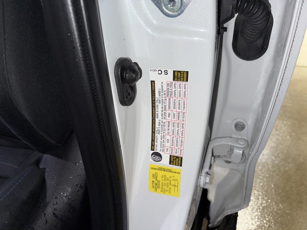 2023 Toyota RAV4 Hybrid SE