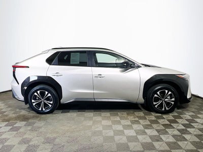 2025 Toyota bZ4X XLE