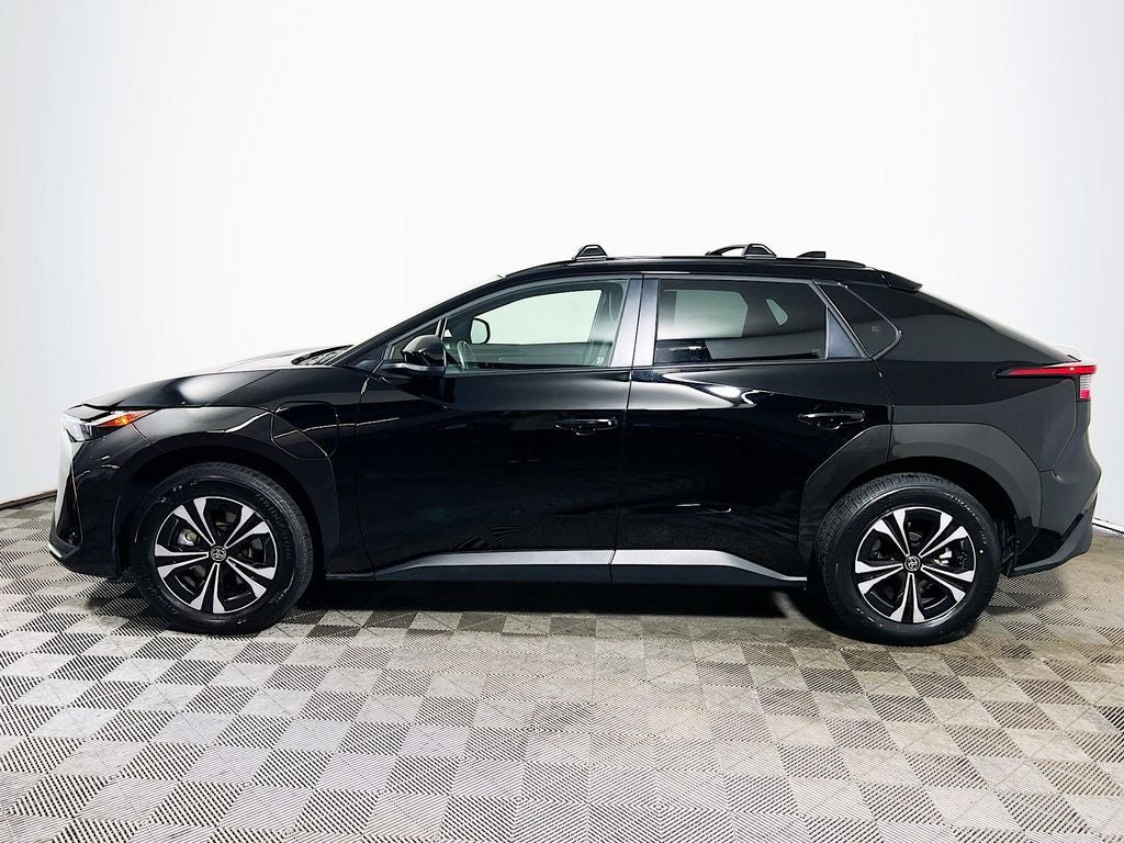 2025 Toyota bZ4X XLE