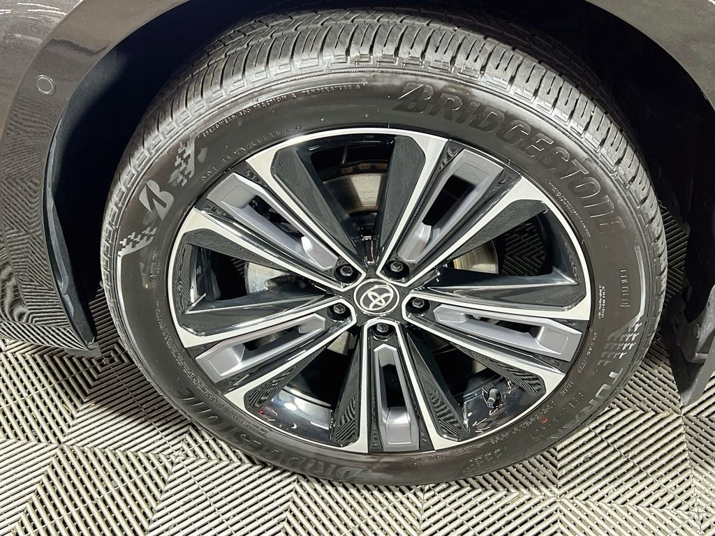 2024 Toyota bZ4X Limited