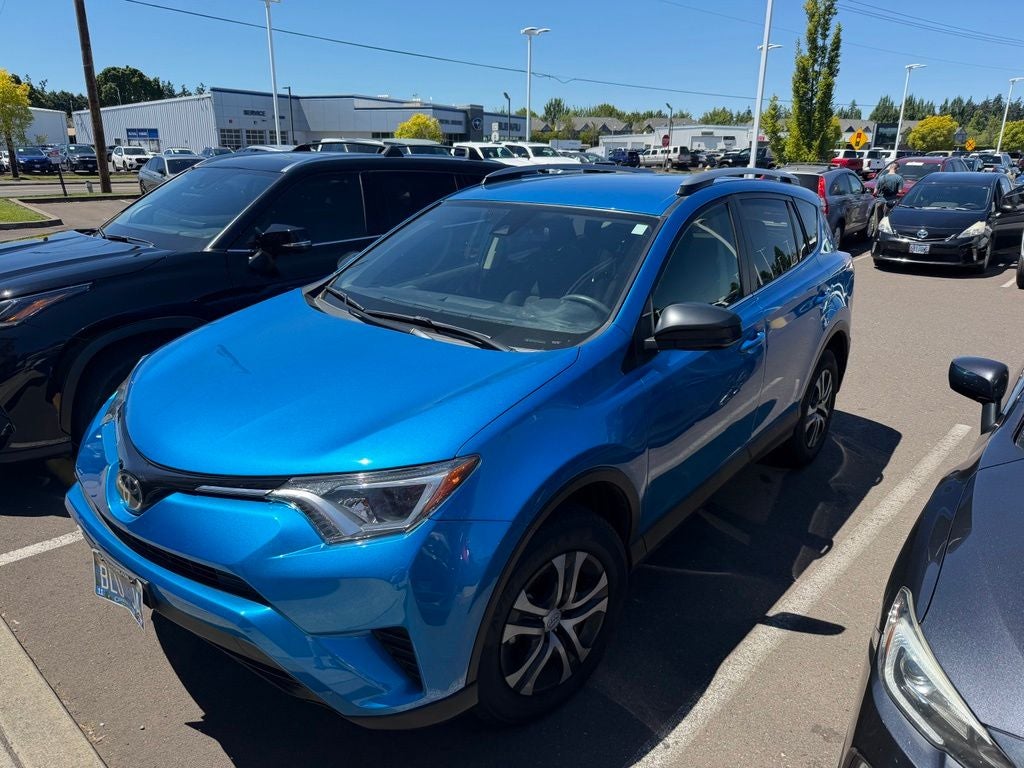 2017 Toyota RAV4 LE