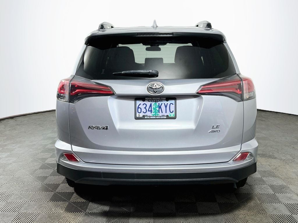 2018 Toyota RAV4 LE