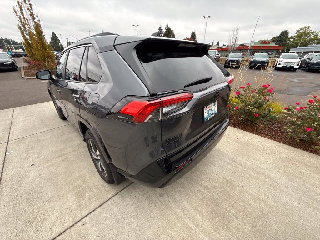 2024 Toyota RAV4 Prime SE