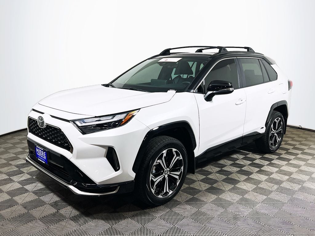 2025 Toyota RAV4 Plug-In Hybrid XSE