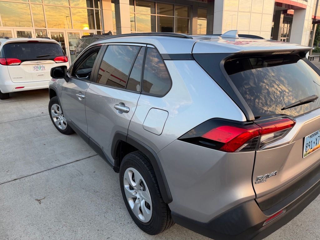 2019 Toyota RAV4 LE