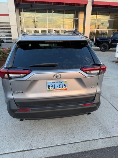 2019 Toyota RAV4 LE