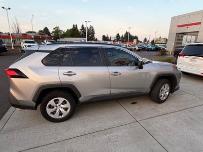 2019 Toyota RAV4 LE