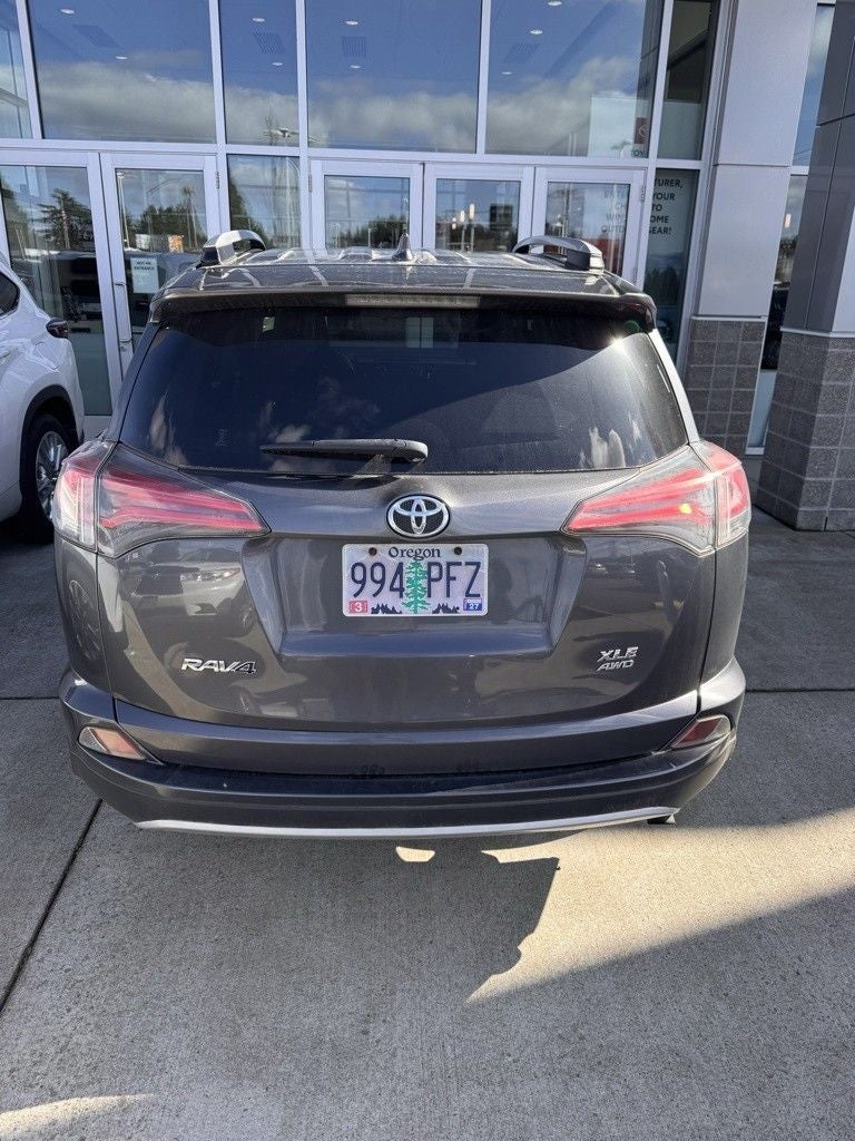 2016 Toyota RAV4 XLE