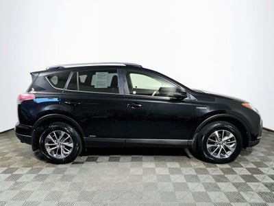 2017 Toyota RAV4 Hybrid XLE