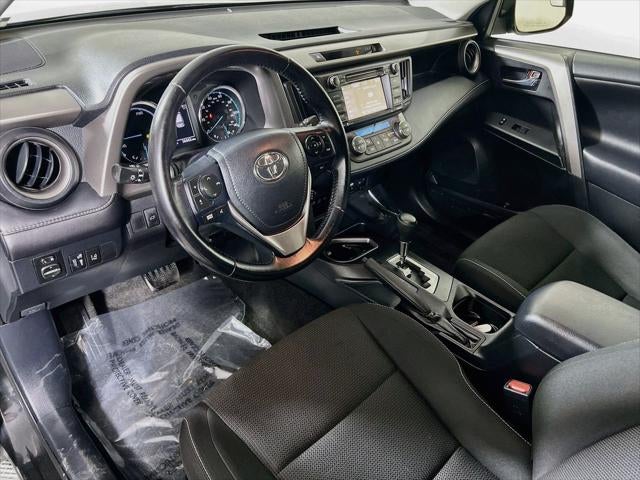 2017 Toyota RAV4 Hybrid XLE