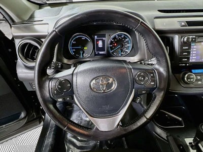 2017 Toyota RAV4 Hybrid XLE