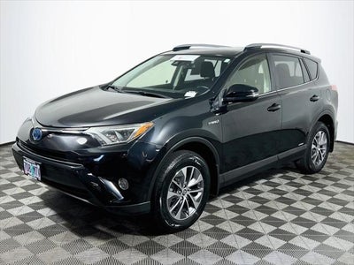 2017 Toyota RAV4 Hybrid XLE