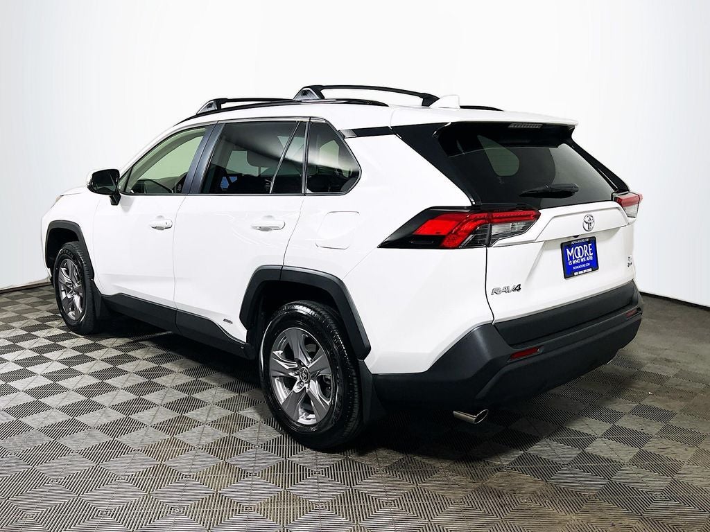 2025 Toyota RAV4 Hybrid XLE