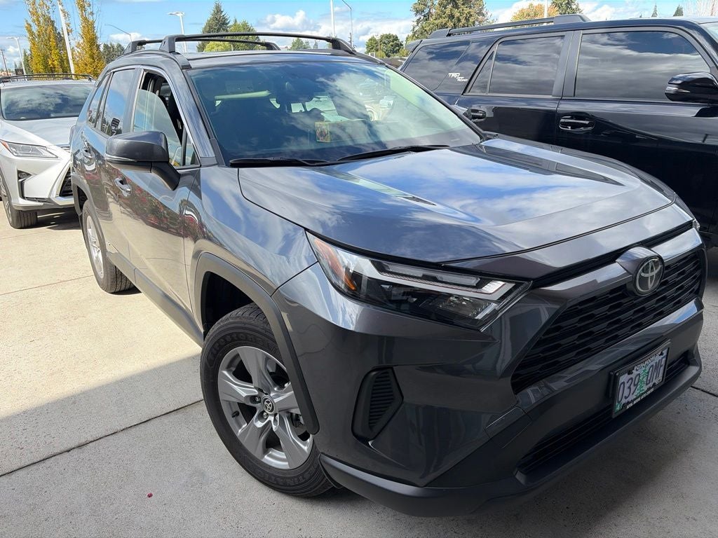 2025 Toyota RAV4 Hybrid XLE