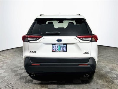 2021 Toyota RAV4 Hybrid XLE