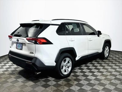 2021 Toyota RAV4 Hybrid XLE