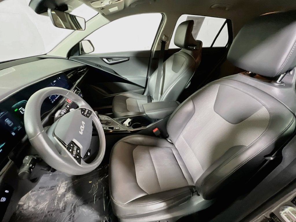 2023 Kia Niro EX