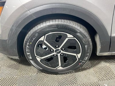 2023 Kia Niro EX