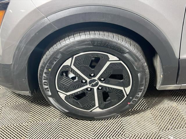 2023 Kia Niro EX