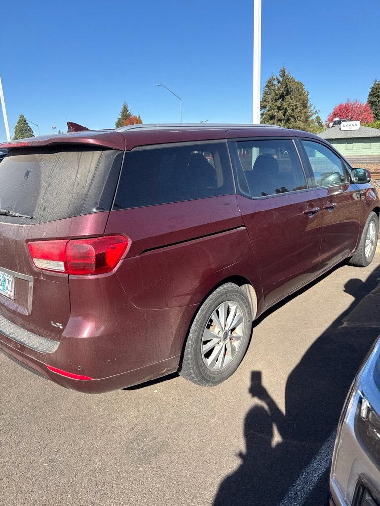 2017 Kia Sedona LX